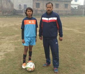 sony batiya football playaer caption with trainer