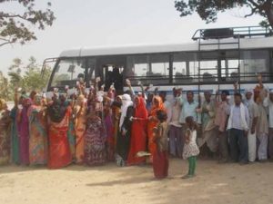 bus-booth-in bhore goapalganj bihar panchayat election